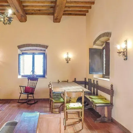 Five Bedroom Holiday In Otricoli