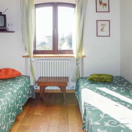 Five Bedroom Holiday In *