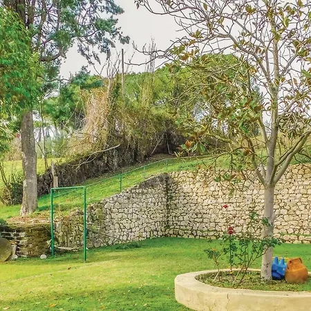Five Bedroom Holiday In * Otricoli